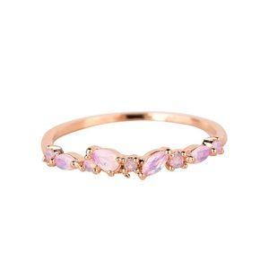 “Pink Lily” Ring in Rose Gold with pinkish/lavender stones